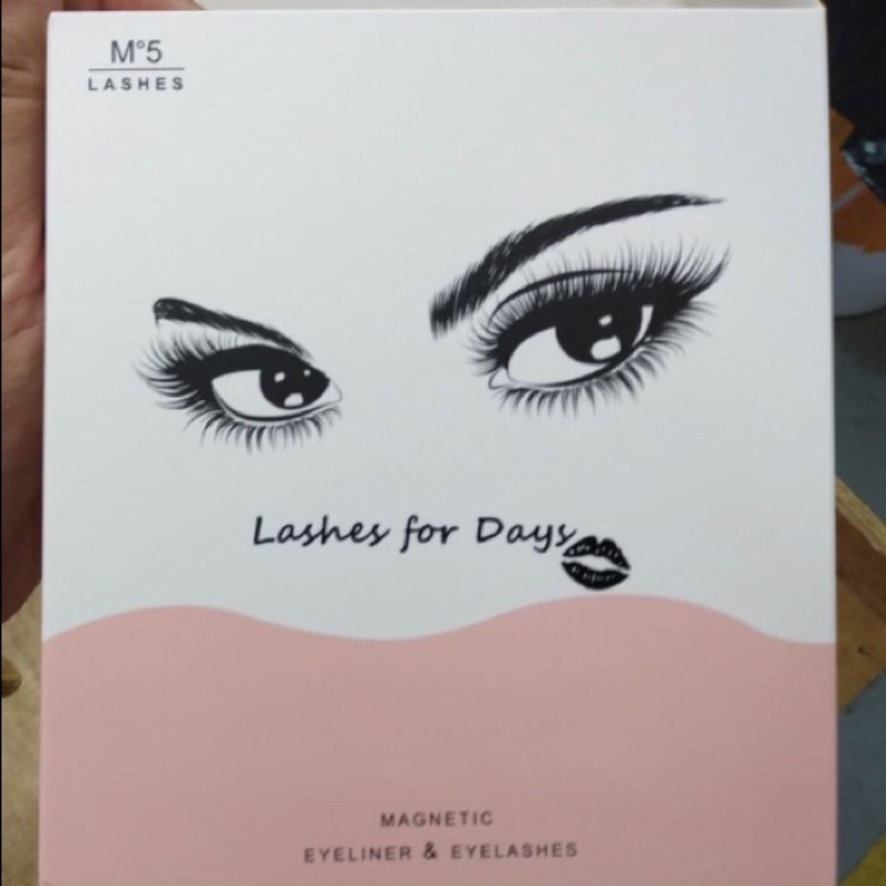 Lashes For Days magnetic lash kit brand new Bambi - Picture 5 of 9
